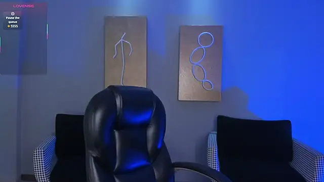 ChristineFord  online show from January 16, 2026, 11:47 am