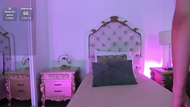 jessi lopez45 online show from April 10, 2026, 7:21 pm