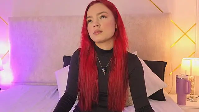 Martinaa Garcia online show from June 22, 2026, 7:33 pm