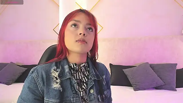 Martinaa Garcia online show from January 5, 2026, 7:50 pm