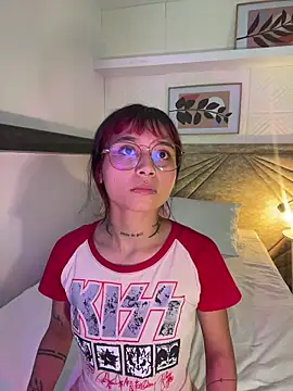 Emma duff online show from March 29, 2026, 7:26 pm