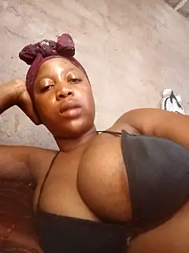 Bretbooty23 online show from October 24, 2025, 9:08 am