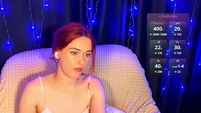 Snapshot of Veksal1a chatting on May 28, 2026, 7:20 pm Veksal1a online show from May 28, 2026, 7:20 pm