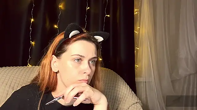 Snapshot of Veksal1a chatting on November 28, 2025, 7:36 pm Veksal1a online show from November 28, 2025, 7:36 pm