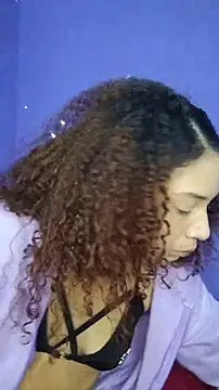 Snapshot of Luna-Vixen1 chatting on November 29, 2025, 11:21 am Luna-Vixen1 online show from November 29, 2025, 11:21 am