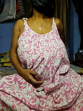 Snapshot of Desi_Maya69 chatting on February 16, 2026, 5:11 pm Desi Maya69 online show from February 16, 2026, 5:11 pm