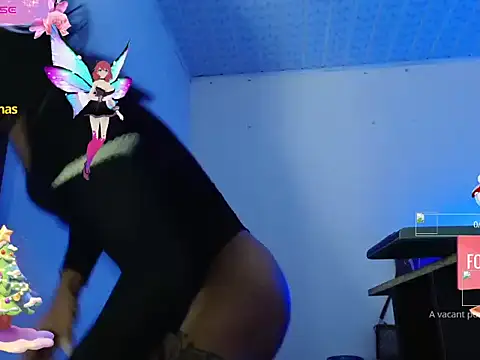 nicollsexxt online show from November 2, 2025, 3:50 pm