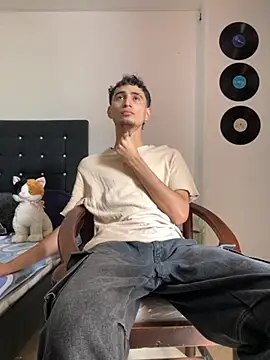 Snapshot of gsusss_feet chatting on October 24, 2025, 5:12 pm gsusss feet online show from October 24, 2025, 5:12 pm