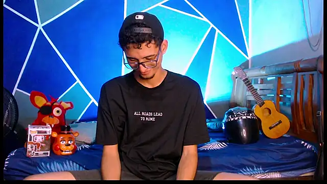 Snapshot of gsusss_feet chatting on April 8, 2026, 12:23 am gsusss feet online show from April 8, 2026, 12:23 am