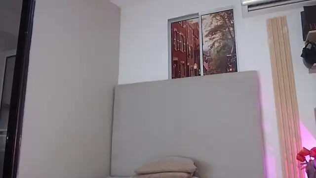 miel alisha online show from April 6, 2026, 12:39 pm