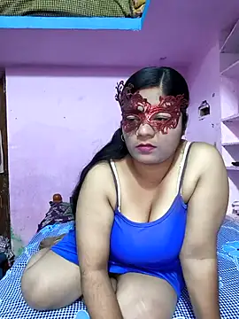 SAIRA-hot online show from November 21, 2025, 5:01 pm