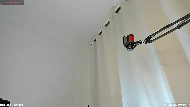 AlanRose01 online show from January 8, 2026, 1:39 pm