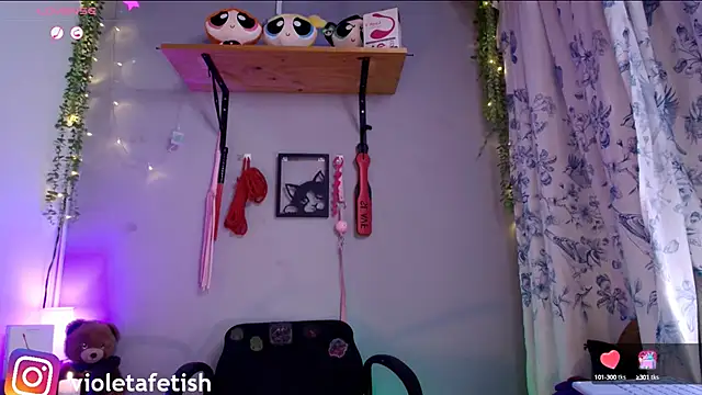 Snapshot of Violetafetish-dirty chatting on September 25, 2025, 11:44 pm Violetafetish-dirty online show from September 25, 2025, 11:44 pm