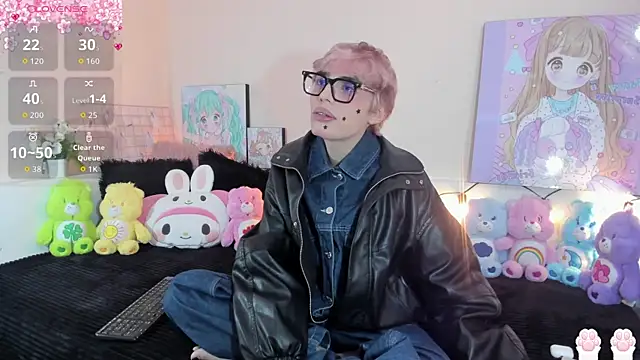 Strawberry Kitty  online show from December 22, 2025, 3:50 am