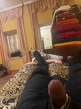 Snapshot of dragondragos chatting on October 24, 2025, 2:49 pm dragondragos online show from October 24, 2025, 2:49 pm