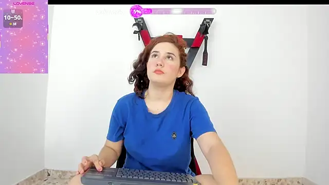 Lily Red Butterfly online show from October 20, 2025, 4:03 am