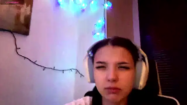 HanaMantanaDell online show from March 14, 2026, 4:13 pm