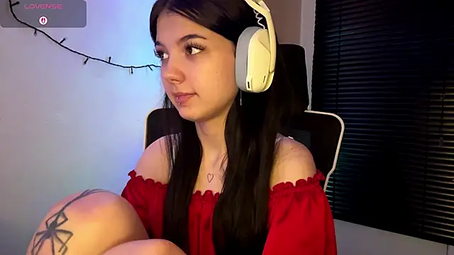 HanaMantanaDell online show from February 25, 2026, 4:18 pm