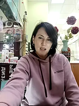 Luna 7777 online show from November 4, 2025, 1:59 pm