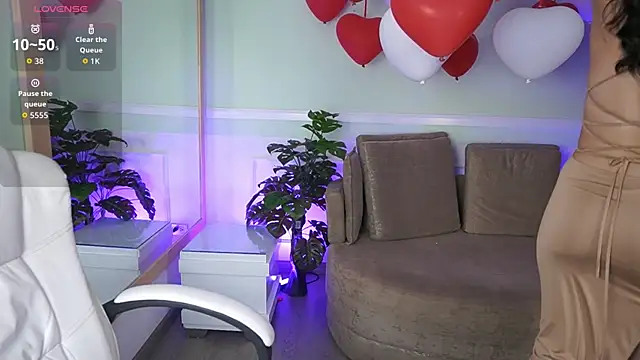 Snapshot of EmilyTurneer chatting on February 21, 2026, 7:05 pm EmilyTurneer online show from February 21, 2026, 7:05 pm