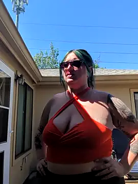 ImKatMeow online show from April 7, 2026, 4:42 pm