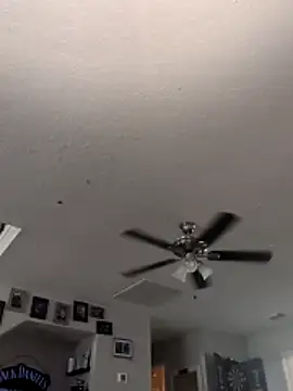 ImKatMeow online show from April 9, 2026, 5:19 pm