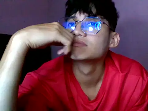 AxelKamel online show from October 17, 2025, 11:39 pm