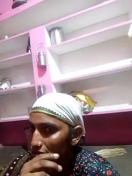 Pooja shre online show from November 2, 2025, 1:38 pm