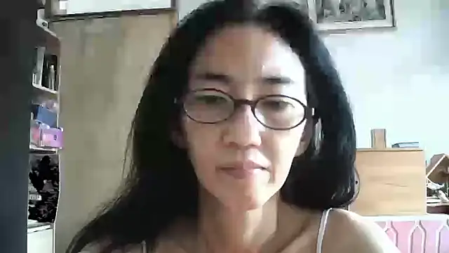 princessD077 online show from November 27, 2025, 4:46 am