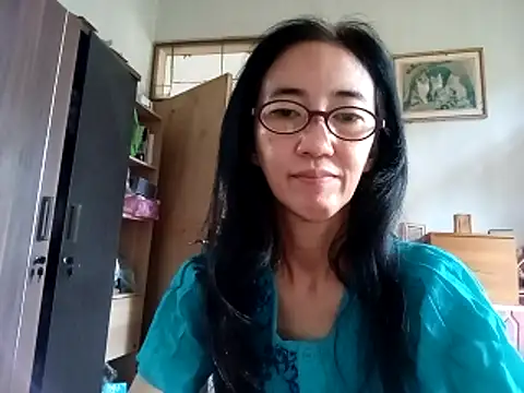 princessD077 online show from October 24, 2025, 1:37 am