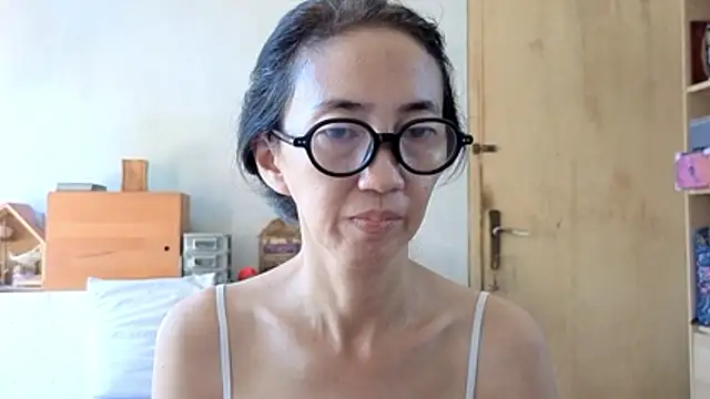 princessD077 online show from May 8, 2026, 2:59 am