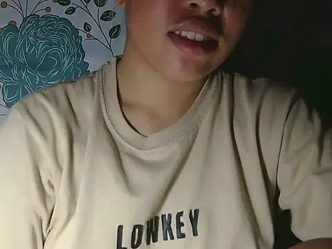 ChubbyButty online show from December 23, 2025, 2:22 am