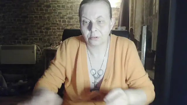 Diamond Bite online show from October 24, 2025, 8:19 pm