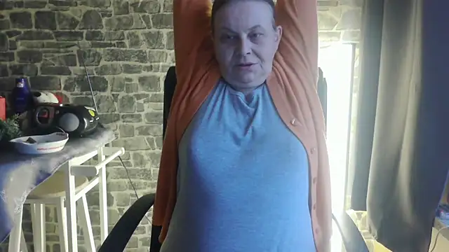 Diamond Bite online show from November 30, 2025, 2:18 pm