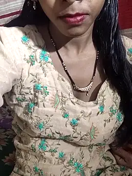 Itz Aisha   online show from March 20, 2026, 5:19 am