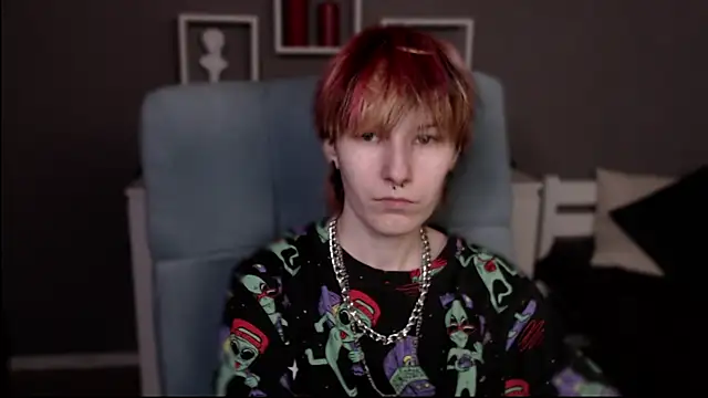 guitarandangell online show from April 12, 2026, 6:22 pm