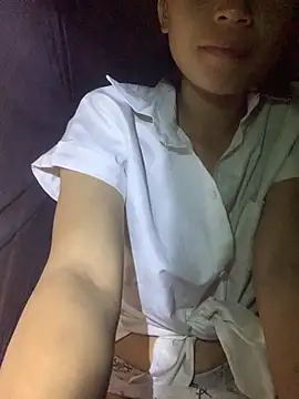 Snapshot of Mika691_ chatting on October 18, 2025, 1:40 am Mika691  online show from October 18, 2025, 1:40 am