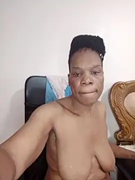 Snapshot of Hotcougar chatting on February 21, 2026, 8:16 am Hotcougar online show from February 21, 2026, 8:16 am