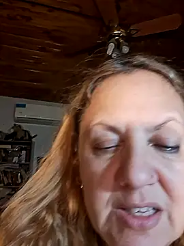 Snapshot of JennyInVegas chatting on July 1, 2026, 10:59 am JennyInVegas online show from July 1, 2026, 10:59 am