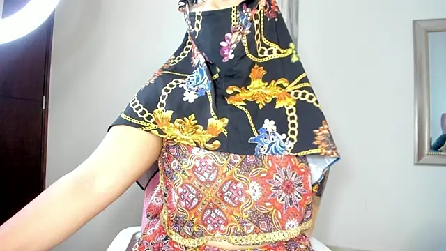 Inaya Khalifa online show from October 28, 2025, 12:44 am