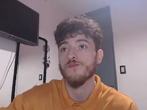 Snapshot of cokkboyy chatting on October 17, 2025, 10:44 pm cokkboyy online show from October 17, 2025, 10:44 pm