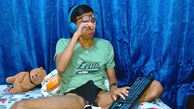 DavTwink3100 online show from March 9, 2026, 1:53 am