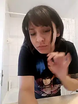 Snapshot of itsbbysaeko chatting on November 3, 2025, 10:57 pm itsbbysaeko online show from November 3, 2025, 10:57 pm
