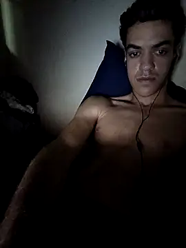 Snapshot of MagrinhoLK chatting on October 18, 2025, 5:20 am MagrinhoLK online show from October 18, 2025, 5:20 am