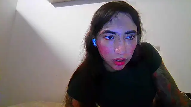 Snapshot of valeriahornier chatting on July 22, 2026, 12:01 am valeriahornier online show from July 22, 2026, 12:01 am