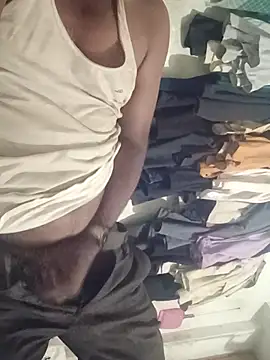 RNlov online show from November 3, 2025, 12:27 am