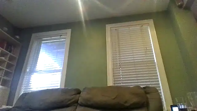 Snapshot of burby79 chatting on August 1, 2026, 10:30 pm burby79 online show from August 1, 2026, 10:30 pm