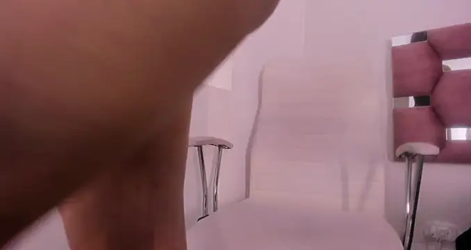 bonniie blue online show from November 15, 2025, 3:32 am