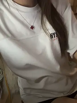 Bong-g online show from April 7, 2026, 5:26 pm