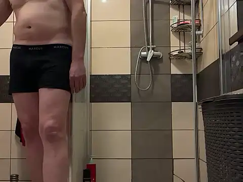 kon77777 online show from April 25, 2026, 6:16 pm